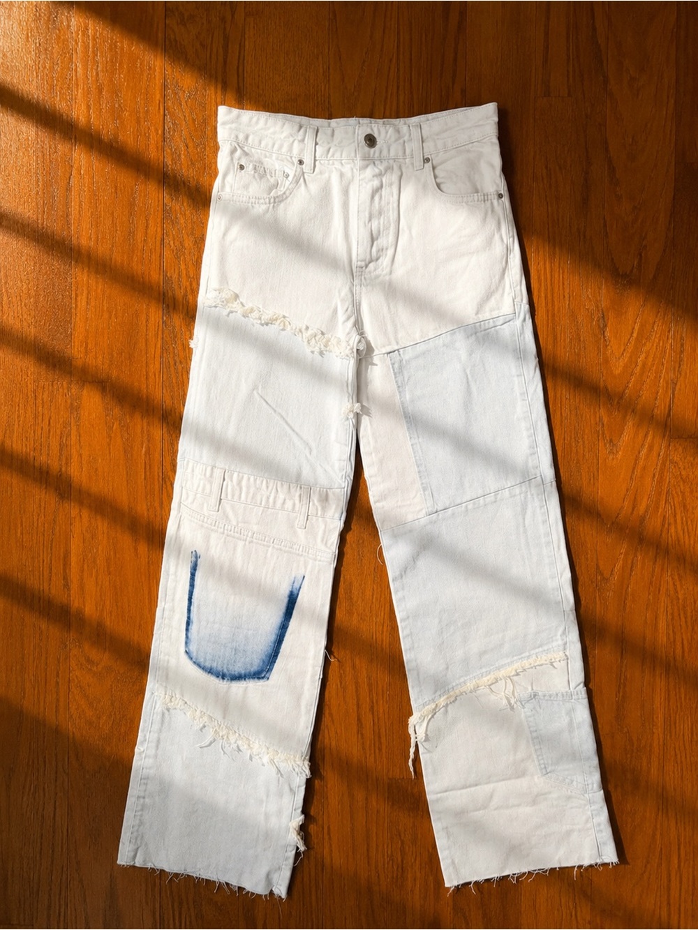 Bershka White Patchwork Wide-Leg Baggy Jeans with Distressed Details Sz 4 NWOT